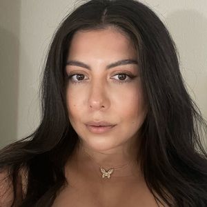 Meet your Posher, Ally